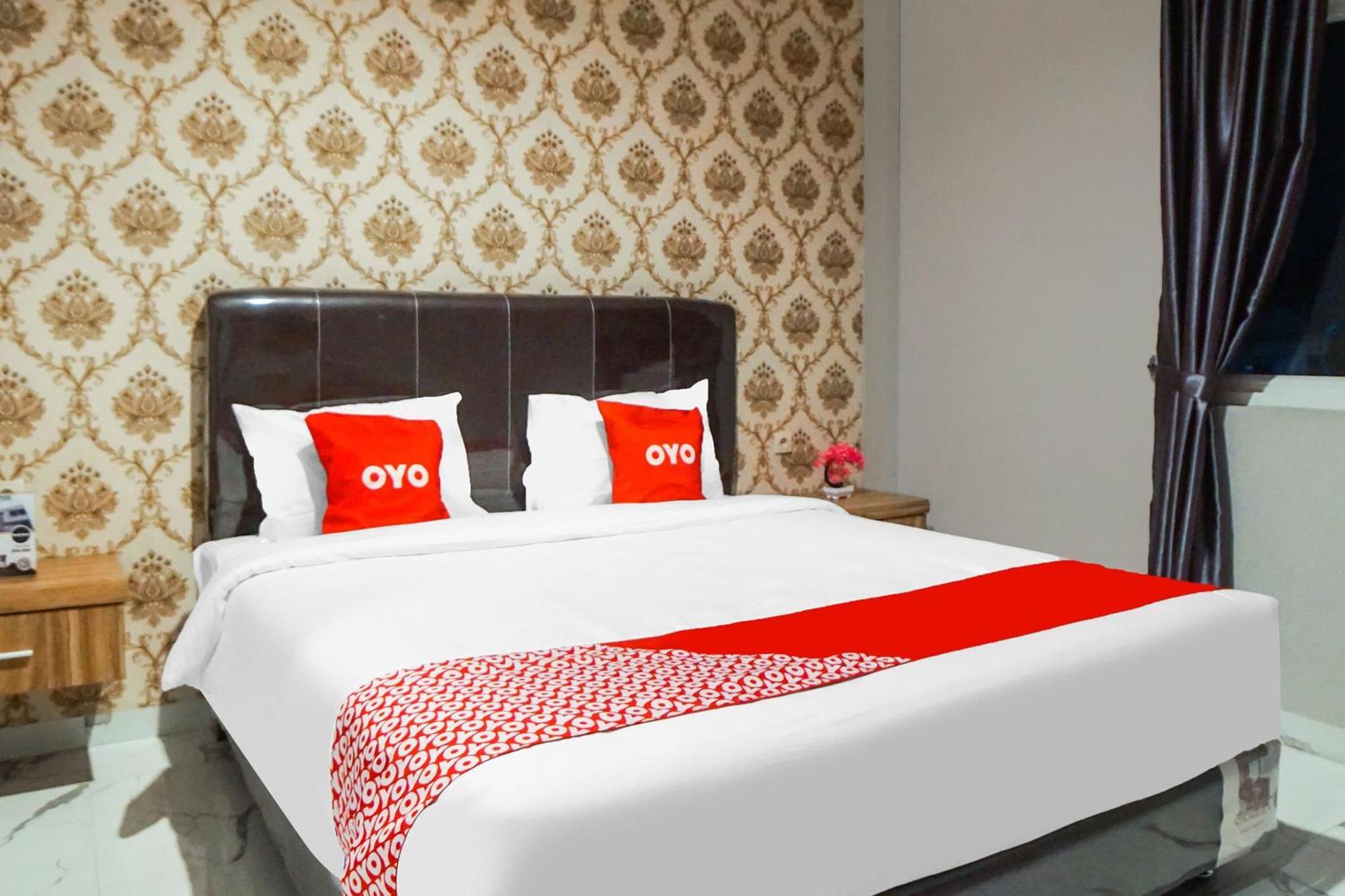 Super Oyo Capital O 92066 Papakoel Hotel & Cafe Medan Extérieur photo